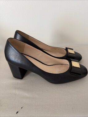 Cole Haan Black Leather Bow Block Heels with Gold Accent size 8.5